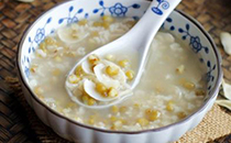 宝宝多大能吃新鲜百合 新鲜百合怎么做给